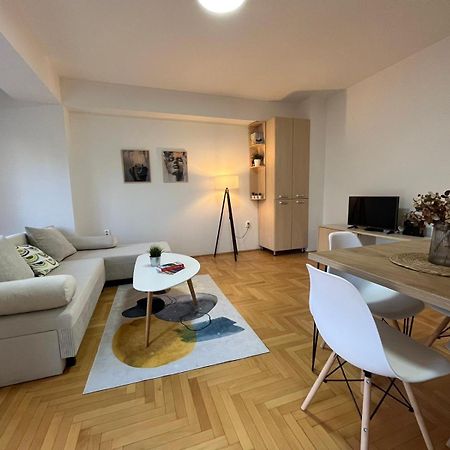 Best Value-Apartment In Skopje Exterior photo