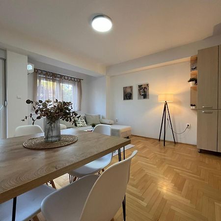 Best Value-Apartment In Skopje Exterior photo